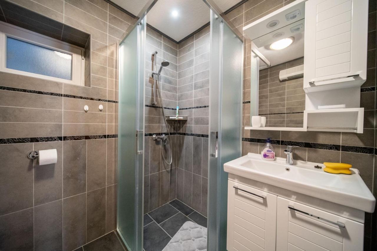 Apartments Mediteraneo Rogoznica روغوزنيكا المظهر الخارجي الصورة